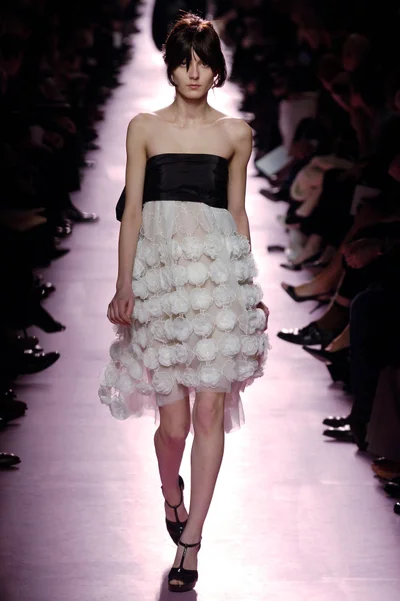Look 35